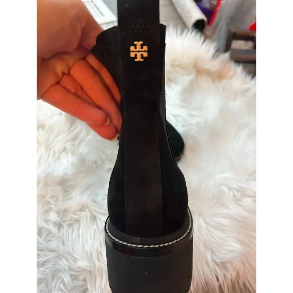 Tory Burch Black Suede Lug Sole Chelsea Boots sz 9.5